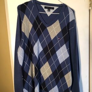 Men’s V neck sweater